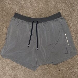 Nike Men's gray Athletic Shorts